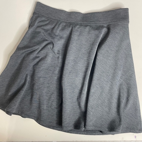 The Children's Place Girl Skater Skirt Skort Heather Gray Blue Sz L 10-12 - Picture 2 of 7